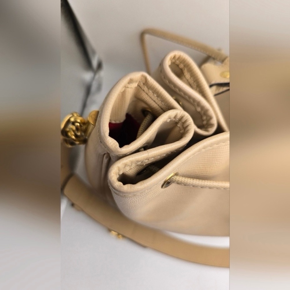 Authentic Cream Celine Bucket Bag - Picture 8 of 14